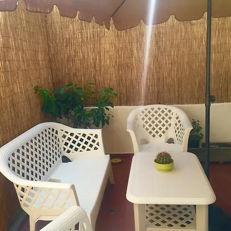 Apartment Dimora Al Gazometro Rome